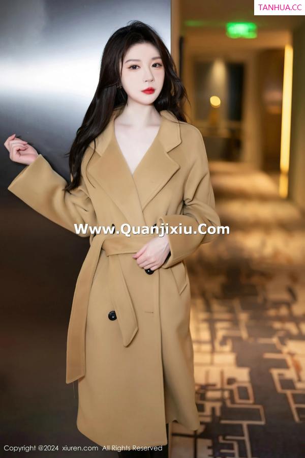 梦心玥  [XiuRen]高清写真图 2024.04.18 No.8414 梦心玥 黑丝美腿第5张图片